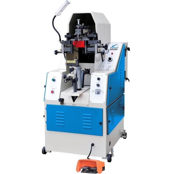 LB 761 Machine